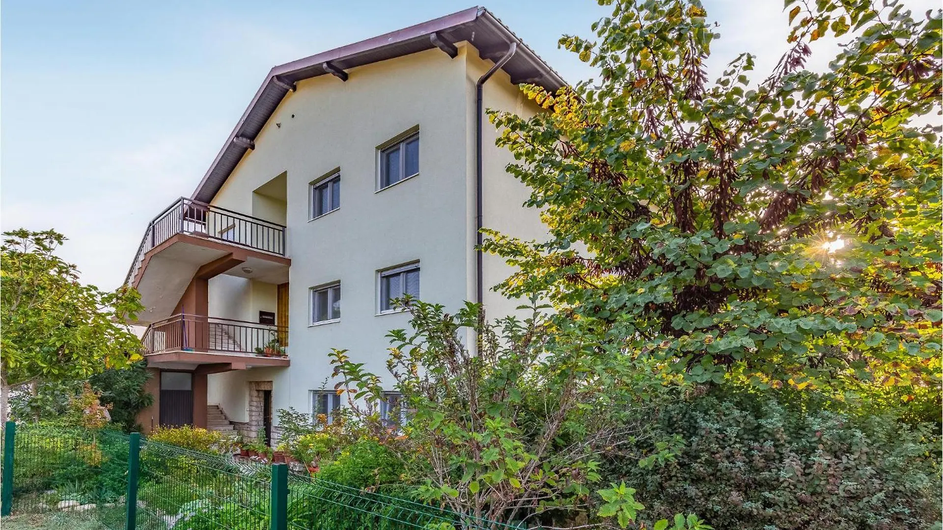 Gorgeous Apartment In Premantura With Kitchen