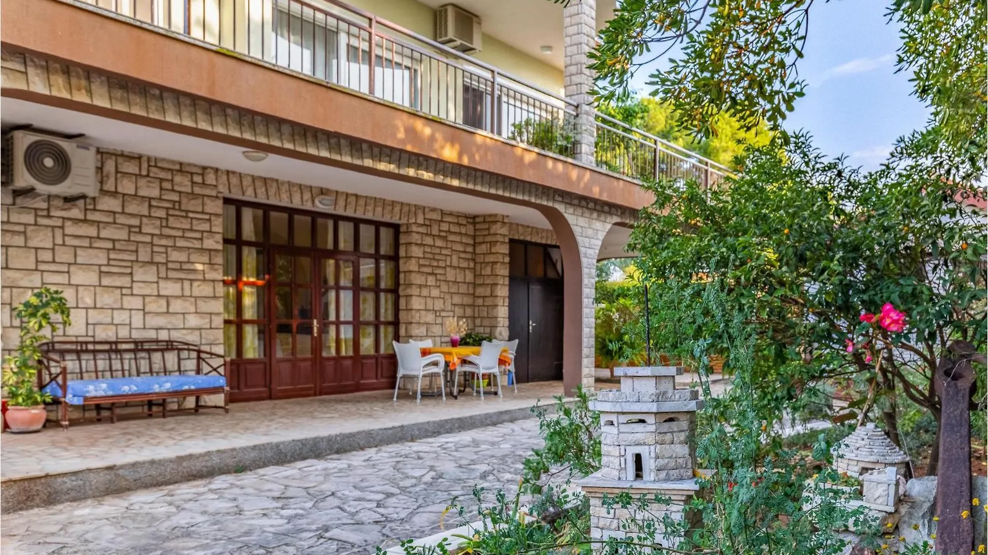 Gorgeous Apartment In Premantura With Kitchen 0*,